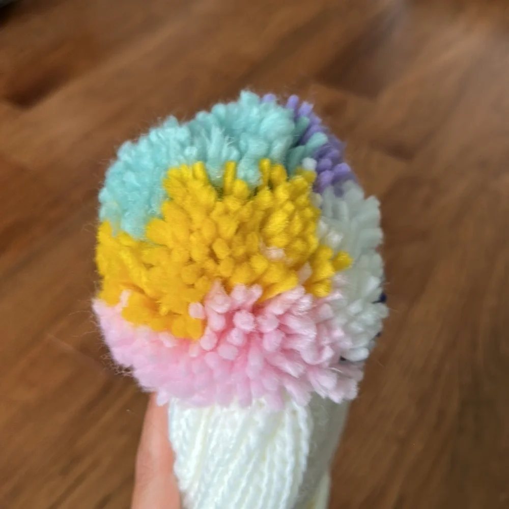 NWOT mixed yarn colorful Pom Pom white knit beanie winter hat